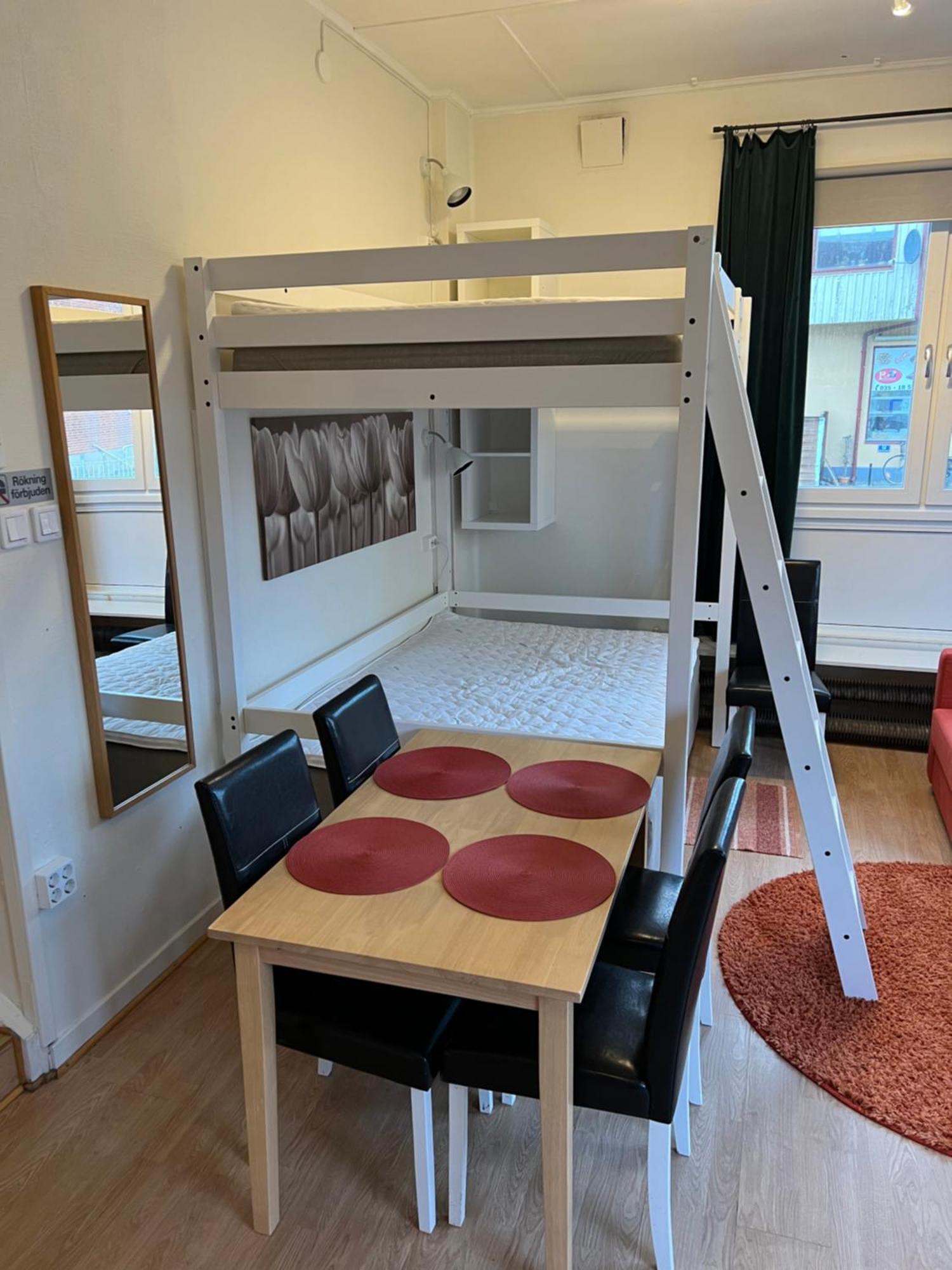 Central, University - Centralt, Hoegskolan - 3 Rooms Χάλμσταντ Εξωτερικό φωτογραφία