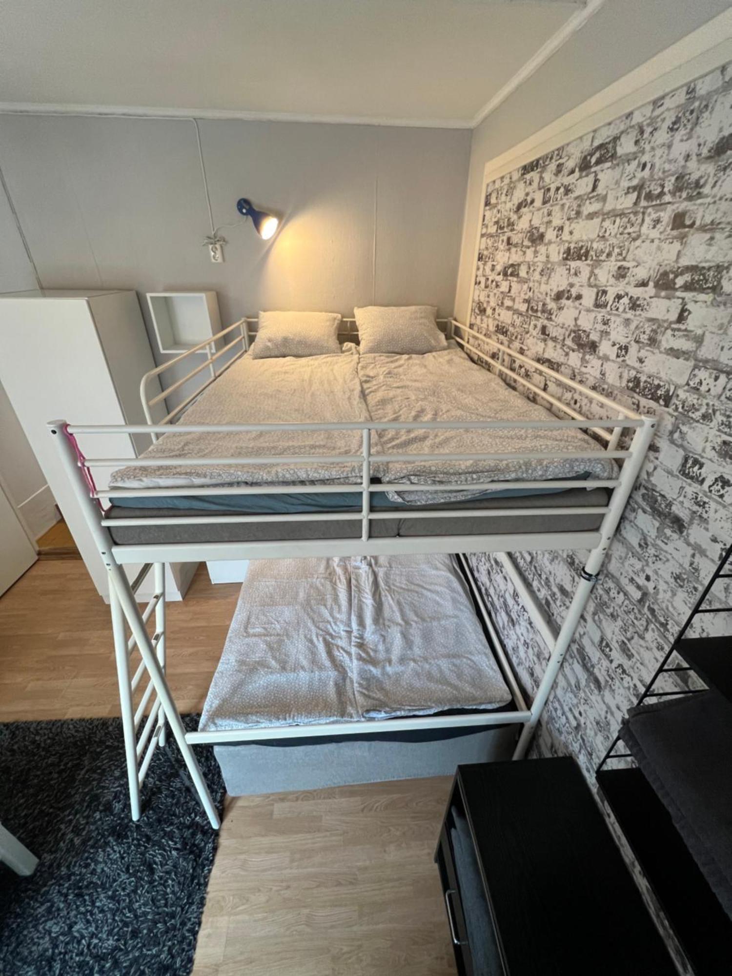 Central, University - Centralt, Hoegskolan - 3 Rooms Χάλμσταντ Εξωτερικό φωτογραφία