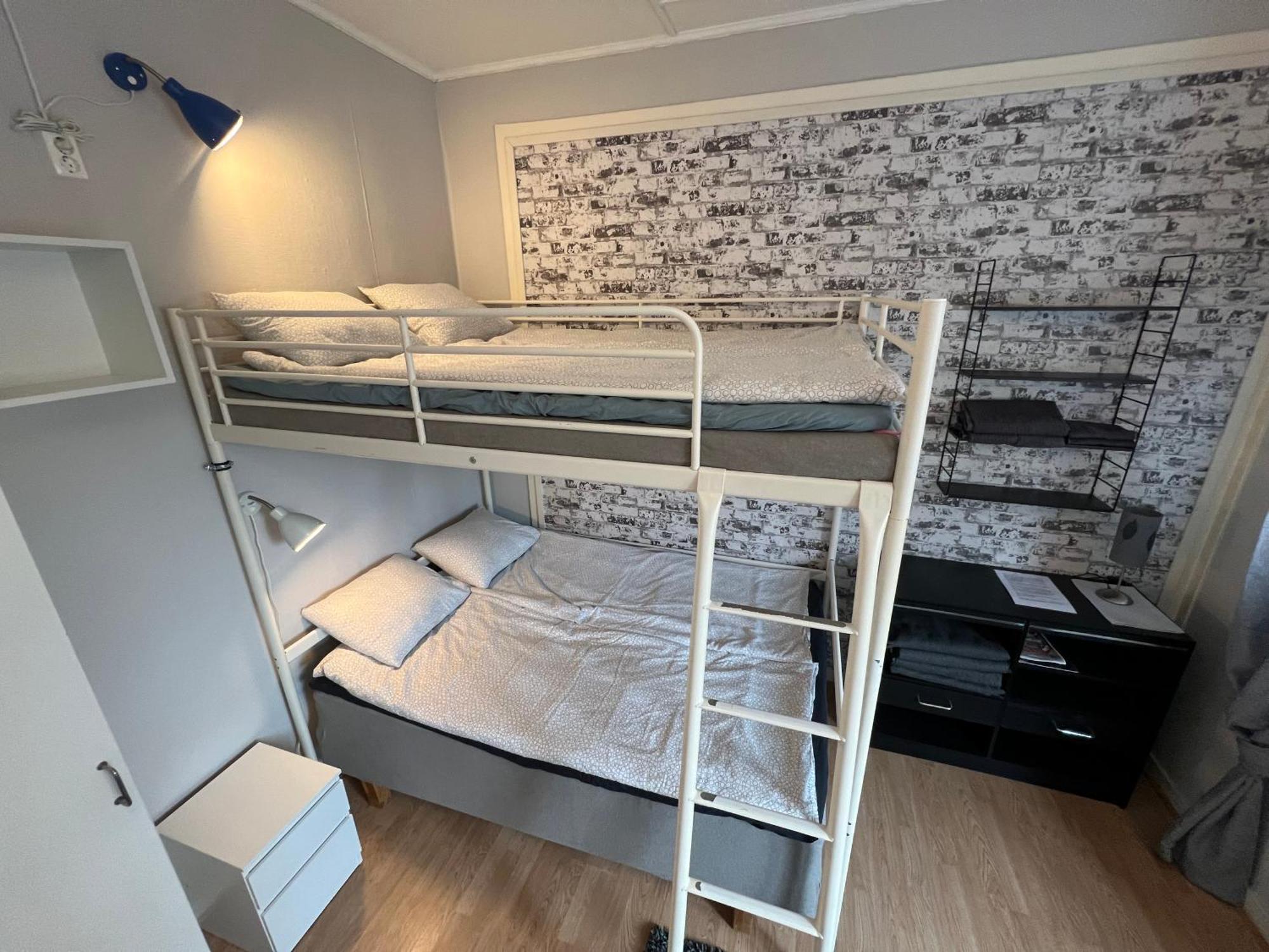 Central, University - Centralt, Hoegskolan - 3 Rooms Χάλμσταντ Εξωτερικό φωτογραφία